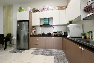 The Pinnacles (Pinnacle Tower)