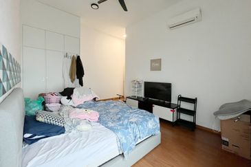 The Pinnacles (Pinnacle Tower)