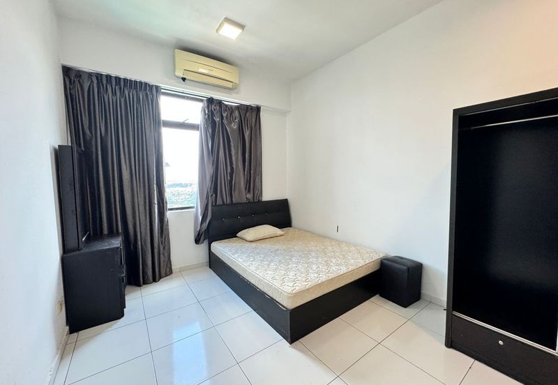 Sky Garden Residence For Sale At Setia Tropika 