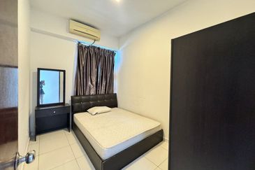 Sky Garden Residence For Sale At Setia Tropika 