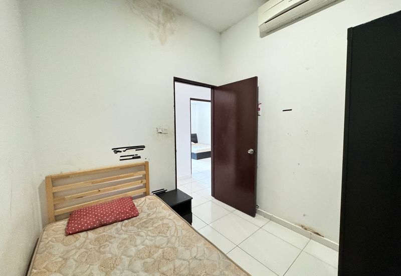 Sky Garden Residence For Sale At Setia Tropika 