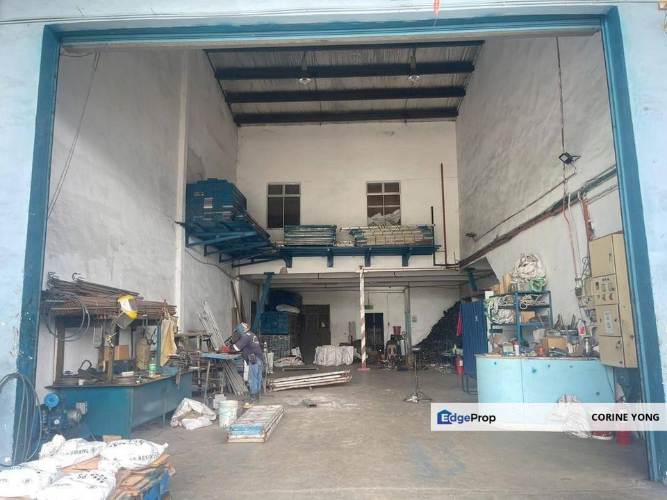 1.5 Sty Semi-D Factory For Sale At Kota Puteri, Johor, Masai