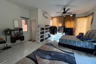 Double Storey Corner For Sale At Setia Tropika 🏡