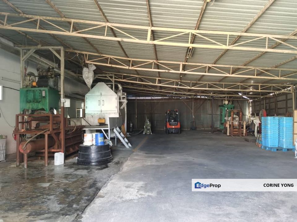 1.5 Sty Semi-D Corner Factory For Rent At Kota Puteri , Johor, Masai