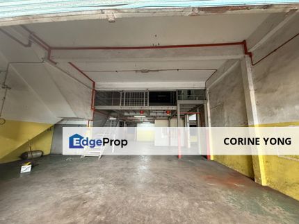 1.5 Sty Semi-D Factory For Rent At Taman Universiti , Johor, Skudai