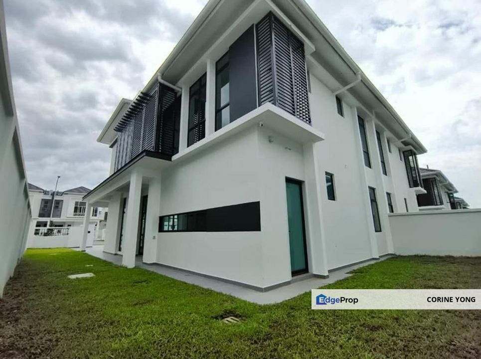 Double Storey Semi-D For Sale At Setia Tropika , Johor, Setia Tropika