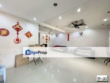 Sanggul Bandar Puteri Klang Double Storey House 22x75 4 Bedrooms 3 Bathrooms Freehold & Non-bumi Lot Renovated Unit Kitchen Fully Extended, Selangor, Klang