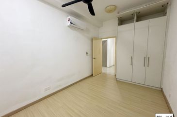 Adria Residence @ Gravit8