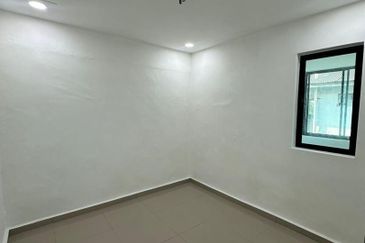 Flat Taman Ungku Tun Aminah