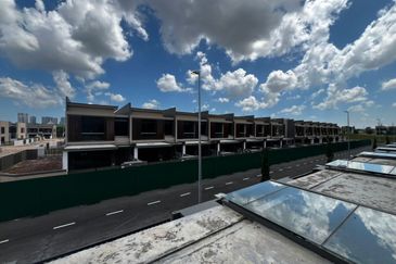 Aurora Resort Villas