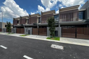 Aurora Resort Villas