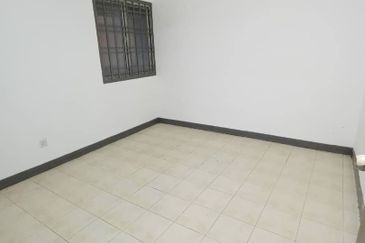 Prima Regency (Savoy Court)