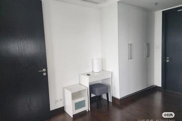 Almas @ Puteri Harbour