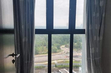 Almas @ Puteri Harbour