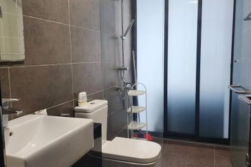 Almas @ Puteri Harbour