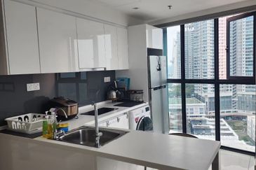 Almas @ Puteri Harbour