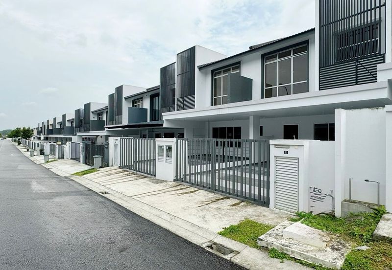 Iconia Garden Residence @ Taman Impian Emas