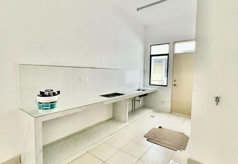 Meridin East The Greenway & The Eden