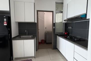 SKS Habitat Apartment, Larkin