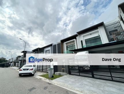 𝐃𝐚𝐧𝐠𝐚 𝐒𝐮𝐭𝐞𝐫𝐚 𝐒𝐮𝐩𝐞𝐫𝐥𝐢𝐧𝐤 - Double Storey Terrace (Superlink), Johor, Skudai