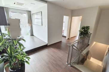 Austin Residence @Taman Mount Austin