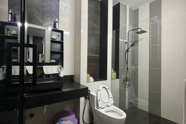 Setia Tropika - Double Storey Semi-D