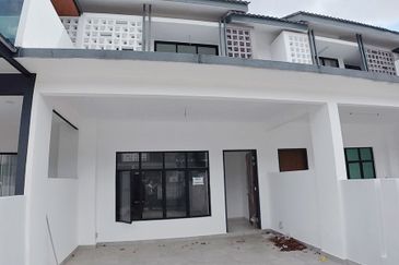 Austin Residence @Taman Mount Austin