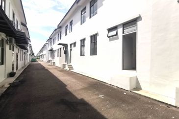 Austin Residence @Taman Mount Austin