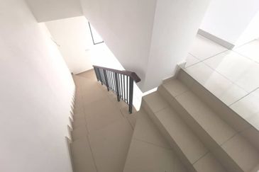 Austin Residence @Taman Mount Austin