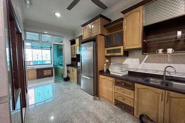 Taman Sutera Perling