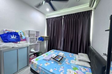 Dedaun Hijau (Greenfield Regency)