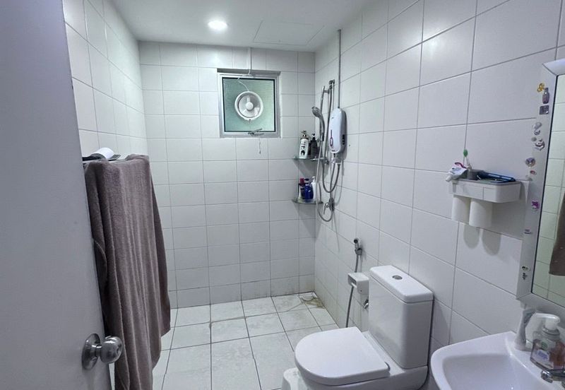 Dedaun Hijau (Greenfield Regency)