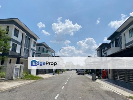 Taman Mutiara Mas Skudai 3 Storey Semi D For Sale, Johor, Skudai