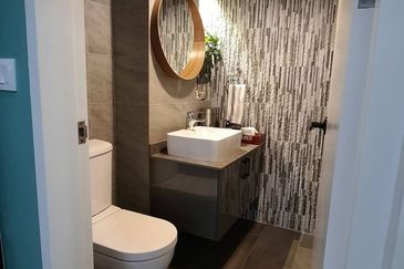 The Canal Garden South, Horizon Hills