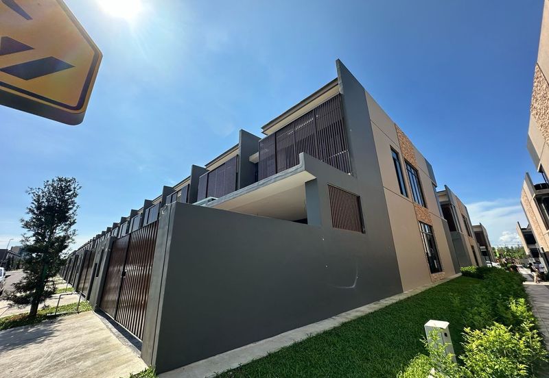 Aurora Resort Villas