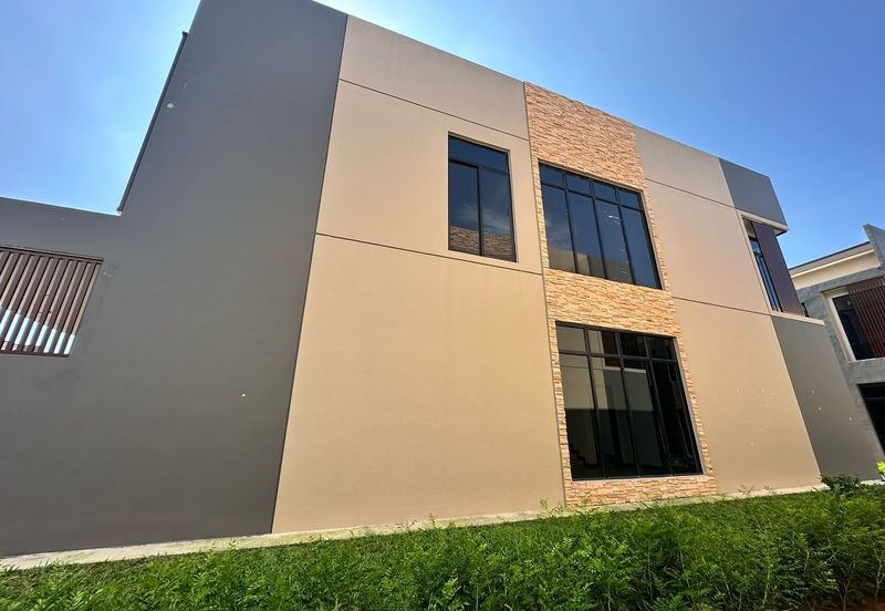 Aurora Resort Villas