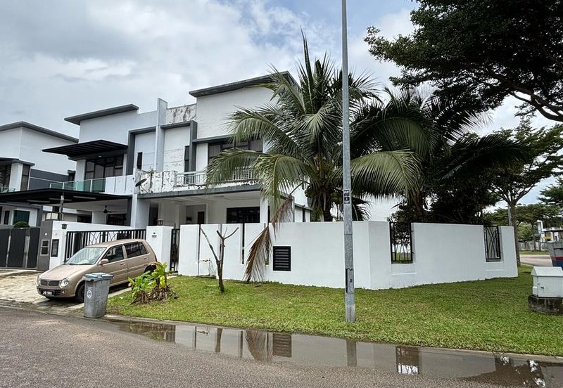 Garden Villa @ Bukit Indah 2