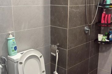 Twin Tower Residence