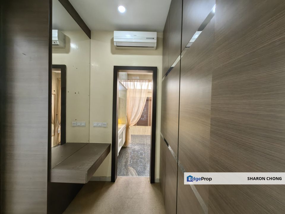 Taman Sutera Utama 2 Storey Semi-D House For Sale, Johor, Skudai