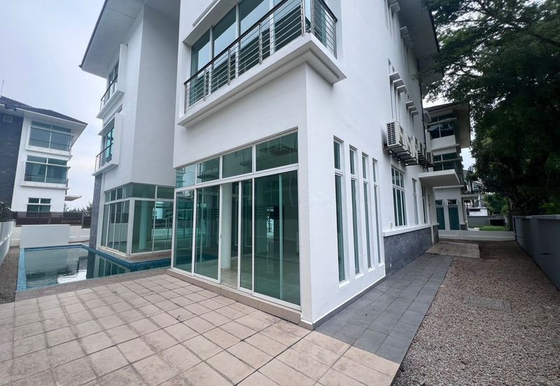 The Straits View Residences