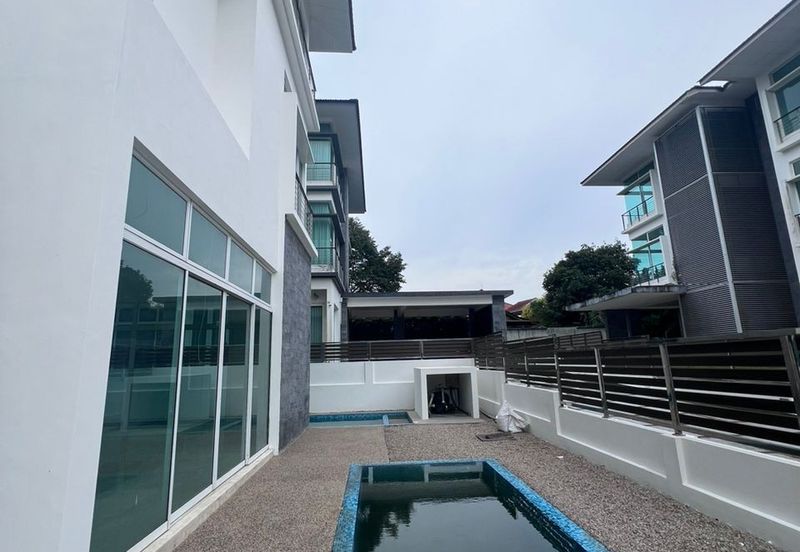 The Straits View Residences