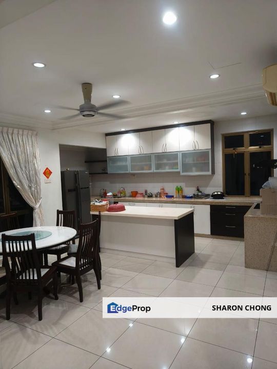 Taman Sutera Utama 3 Storey Semi D House For Sale, Johor, Skudai