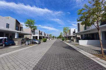 Sunway Citrine Lakehomes