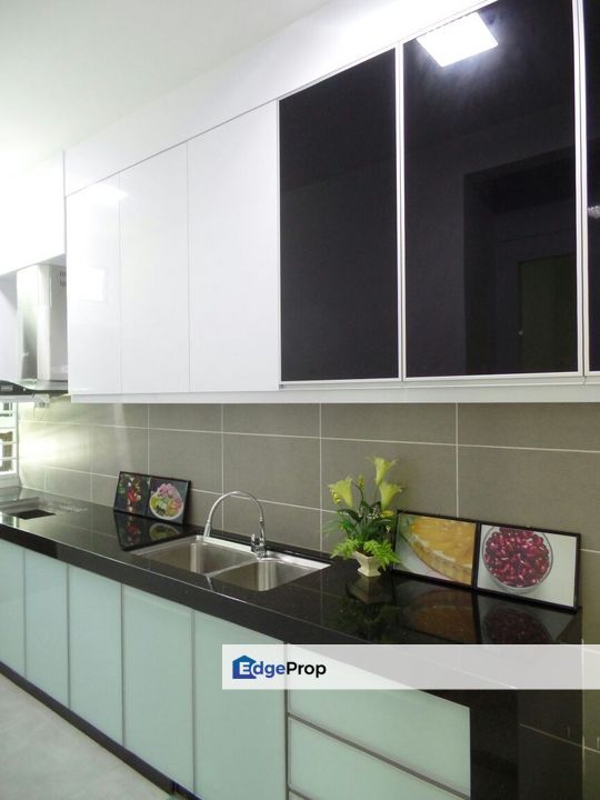 Taman Ungku Tun Aminah Double Storey Cluster House For Sale , Johor, Skudai