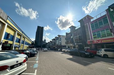 Taman Nusa Bestari 2