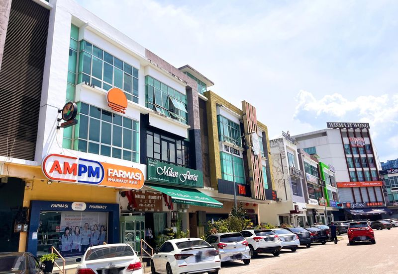 Taman Austin Heights