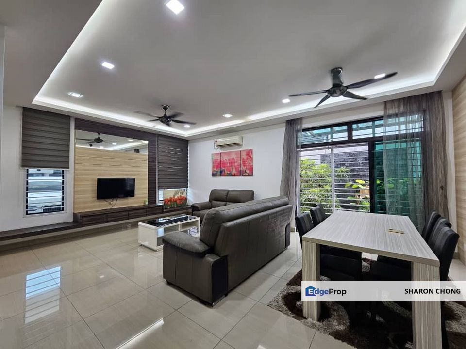 Promenade Taman Ungku Tun Aminah Johor 2 Storey Cluster House For Sale, Johor, Skudai