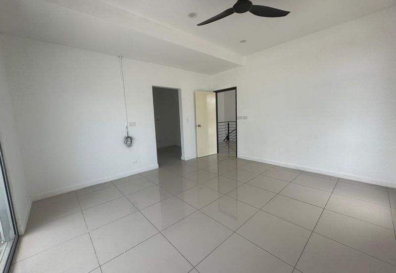 Jalan Nusa Idaman 8, Taman Nusa Idaman