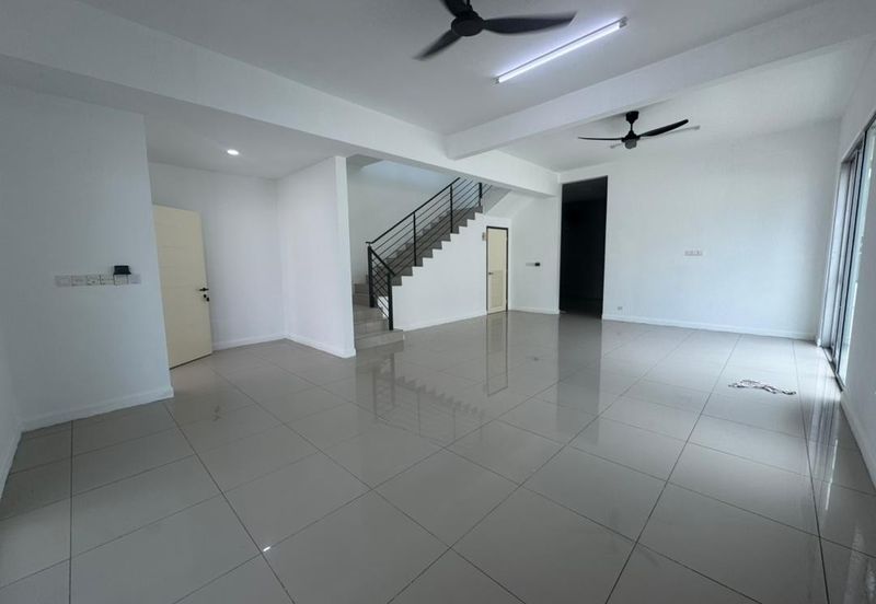 Jalan Nusa Idaman 8, Taman Nusa Idaman