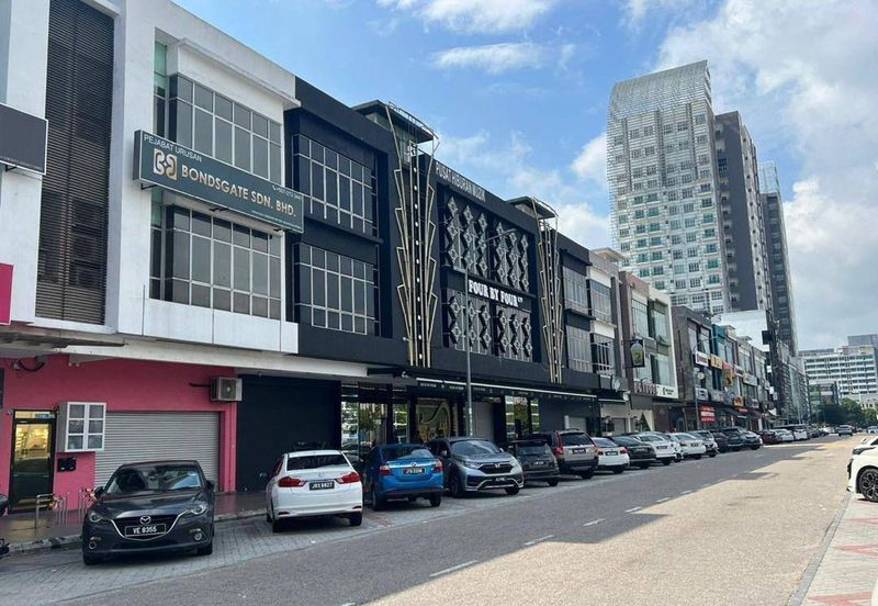 Taman Austin Heights